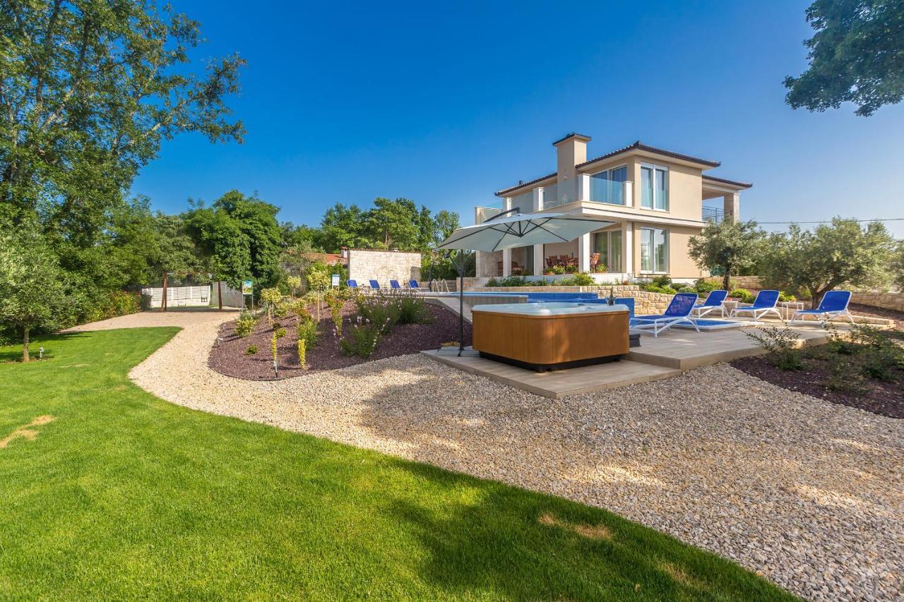 Villa Roko Malinska Eksteriør billede